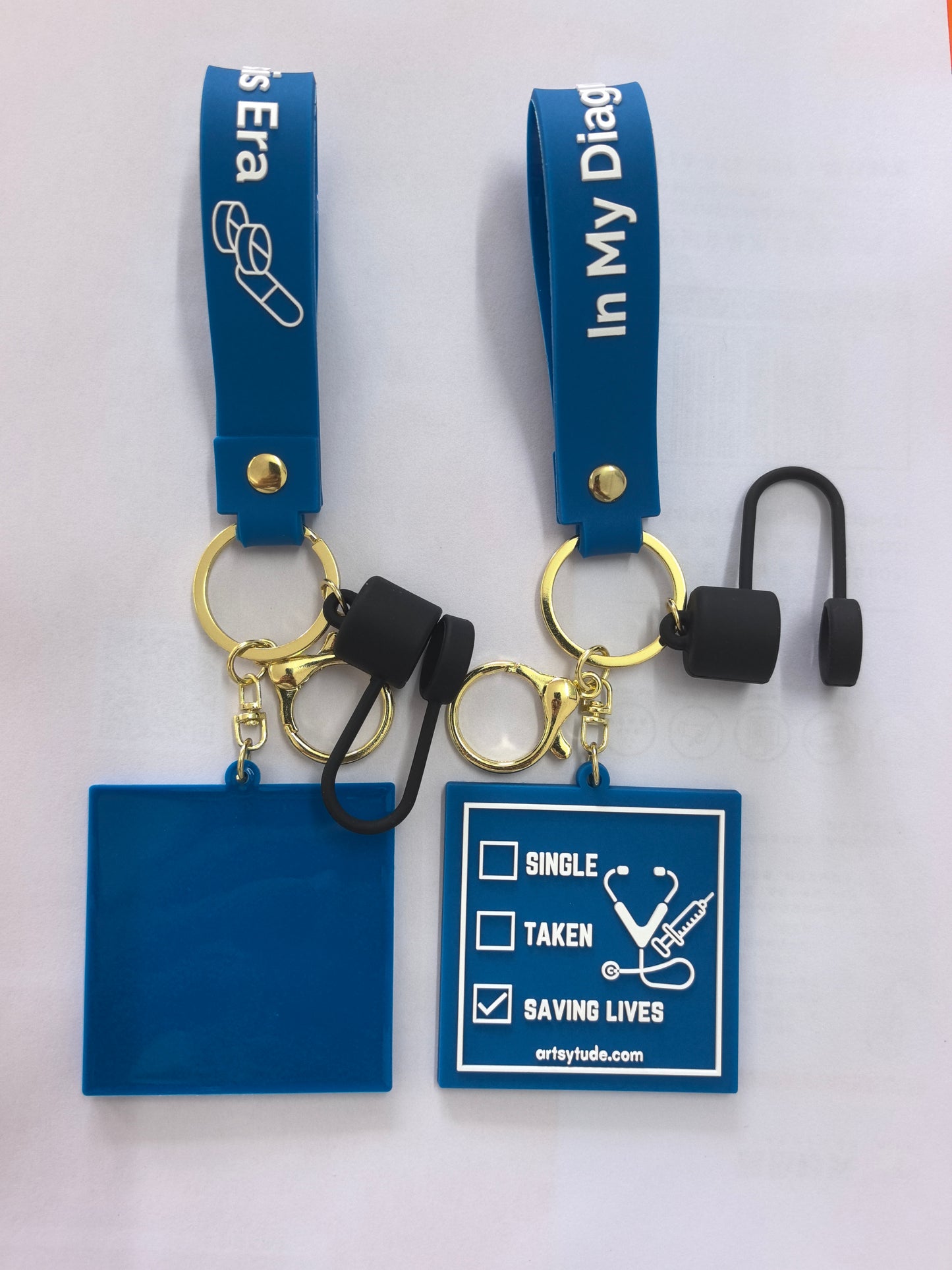 Single, Taken, Pawrenting DOGS - Key chain